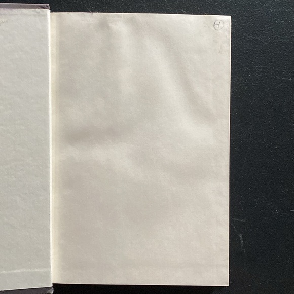 Breaking Dawn-The Twilight Saga Book 4 by: Stephenie Meyer - Picture 3 of 7